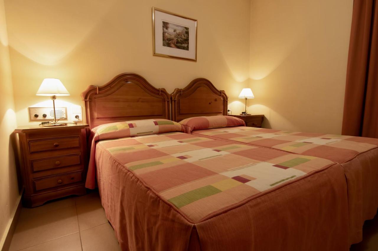 Pensio La Creu Hotel Esterri d'Àneu Eksteriør billede