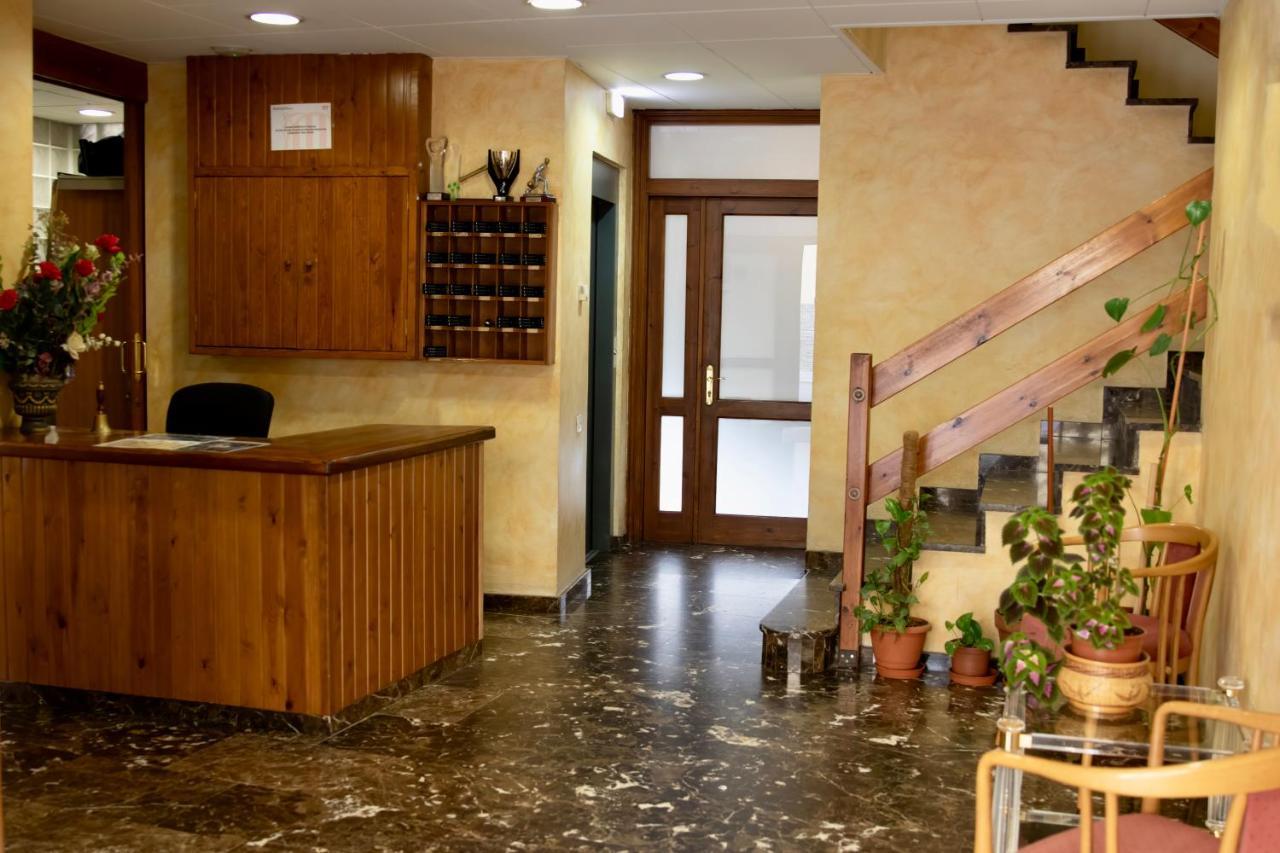 Pensio La Creu Hotel Esterri d'Àneu Eksteriør billede