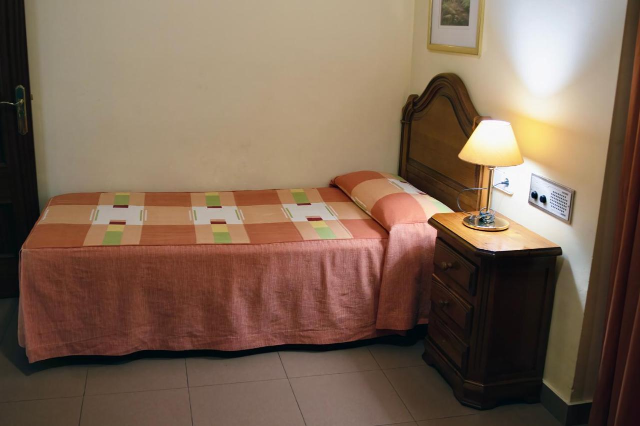 Pensio La Creu Hotel Esterri d'Àneu Eksteriør billede