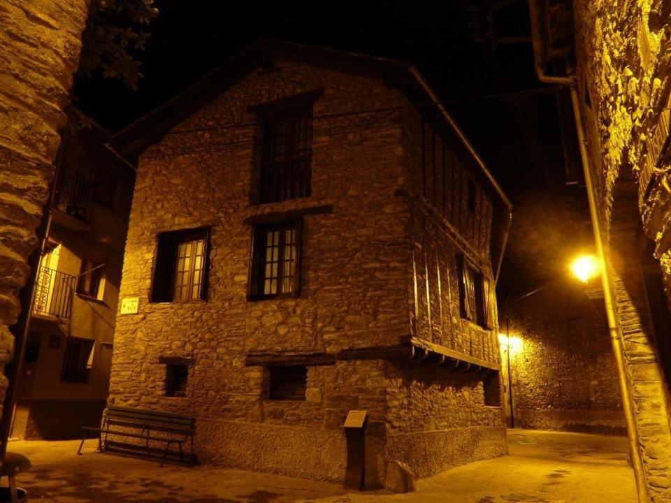 Pensio La Creu Hotel Esterri d'Àneu Eksteriør billede